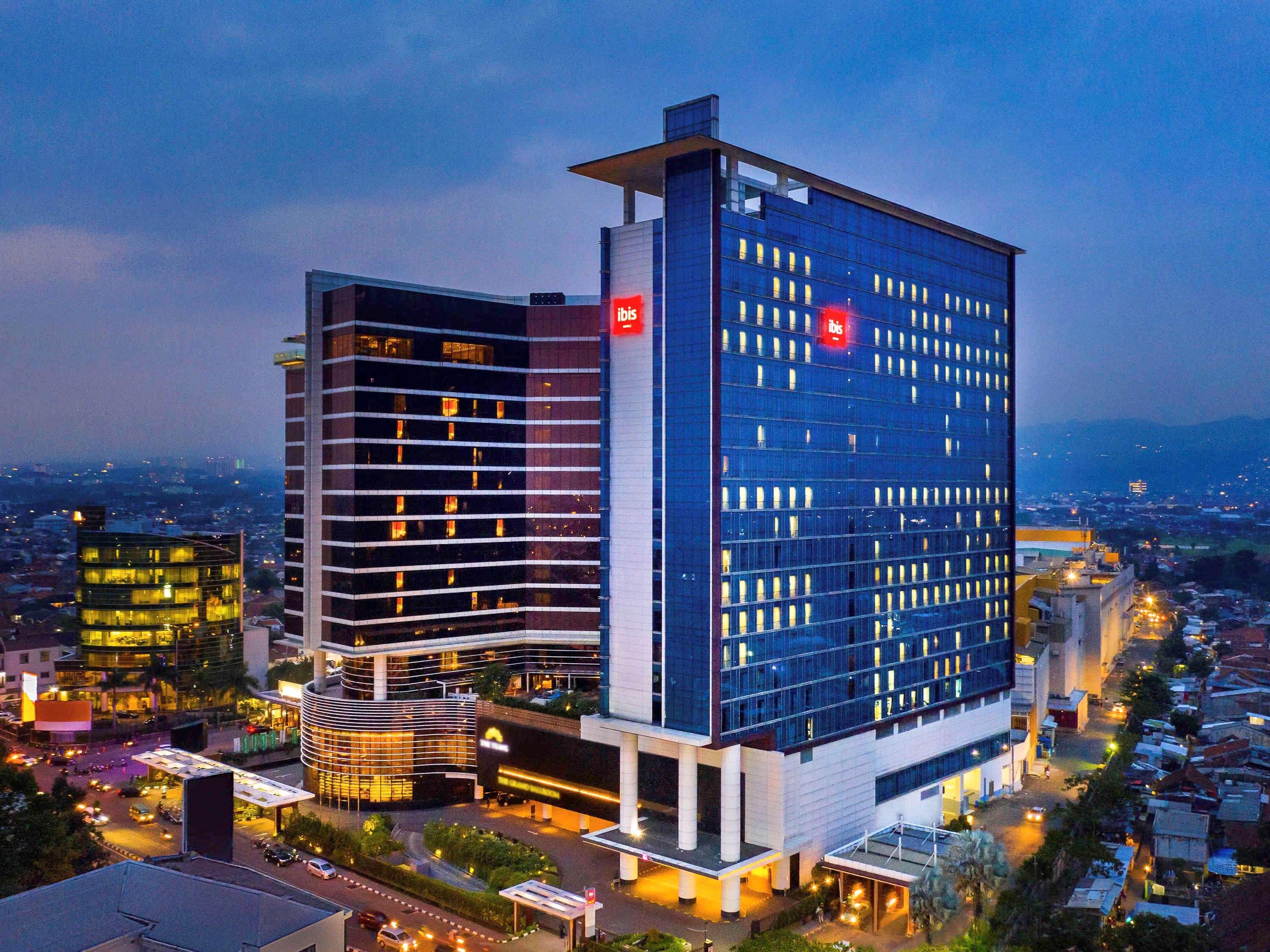Ibis Bandung Trans Studio Esterno foto
