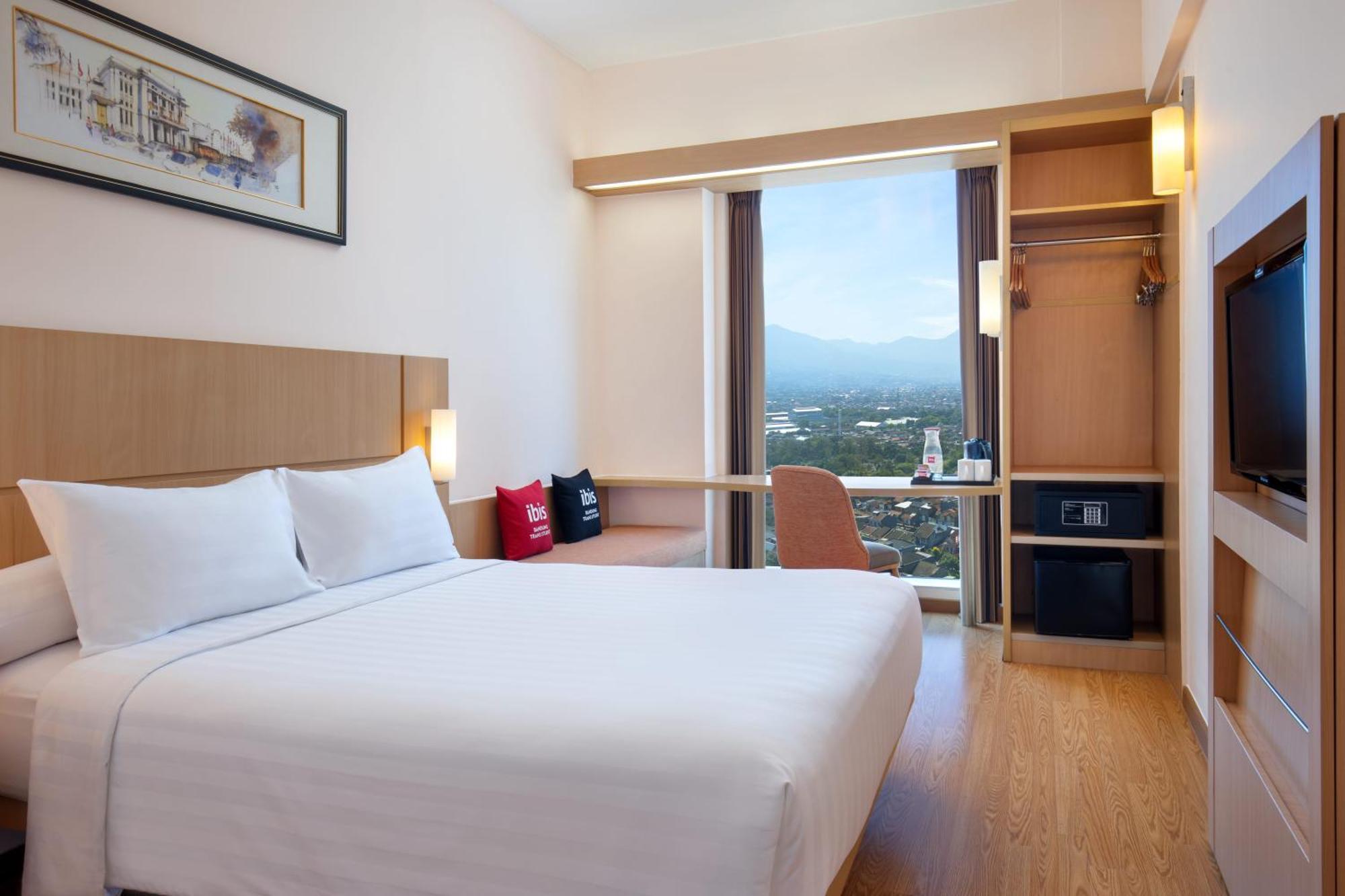 Ibis Bandung Trans Studio Esterno foto