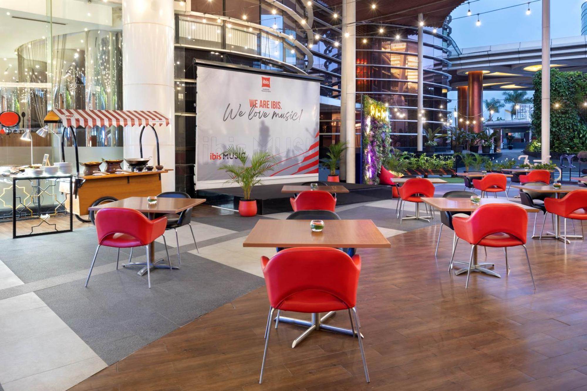 Ibis Bandung Trans Studio Esterno foto